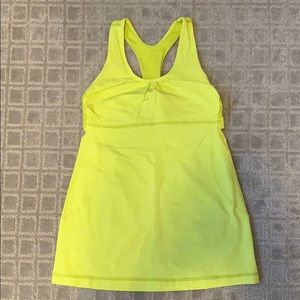 Lululemon tank with built in bra
